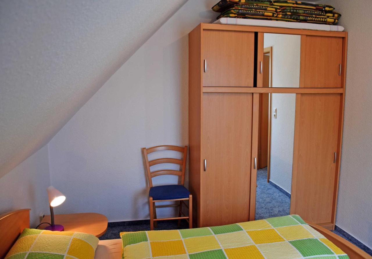 Ferienwohnungen Familie Looks Klein Zicker Habitación foto